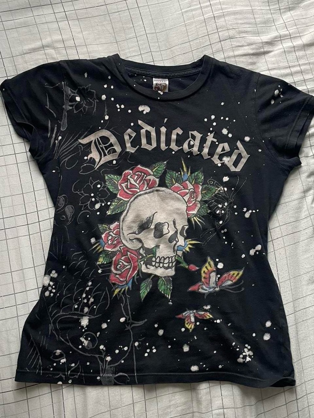 Y2K  grunge ed hardy tee 🎀🖤